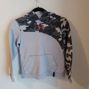 Under armor boys hoodie